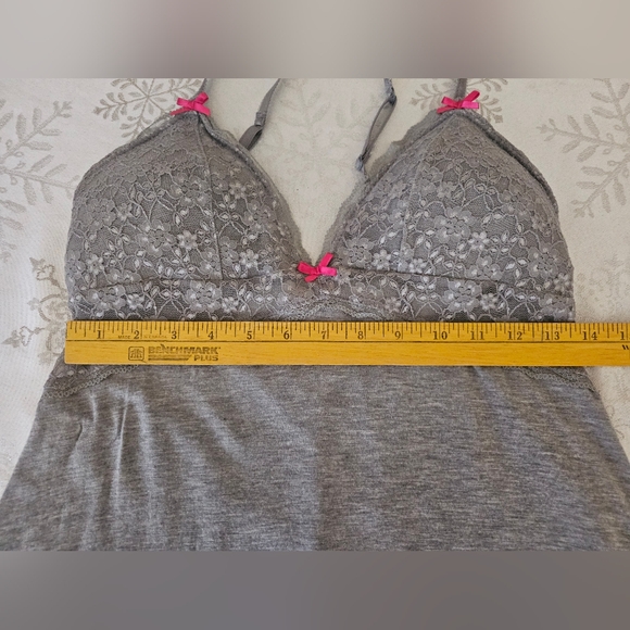 La SENZA Grey Chemise with Pink Accents Sz L - Picture 3 of 6